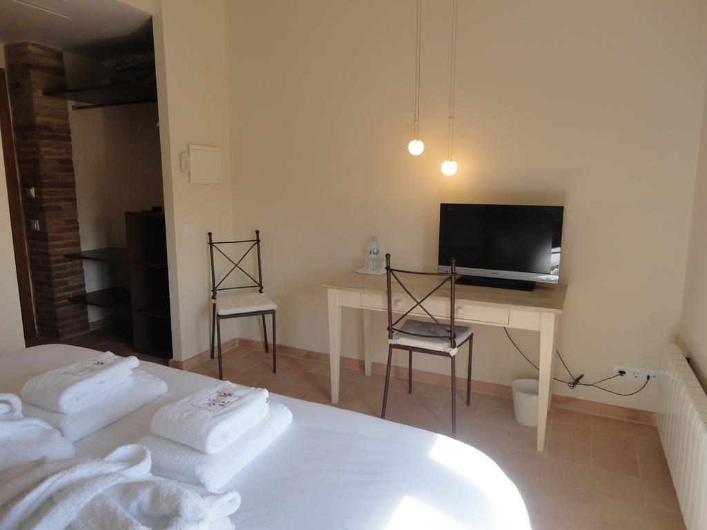 Hotel Rural Cal Torner Adults Only Эльс-Гиаметс Экстерьер фото