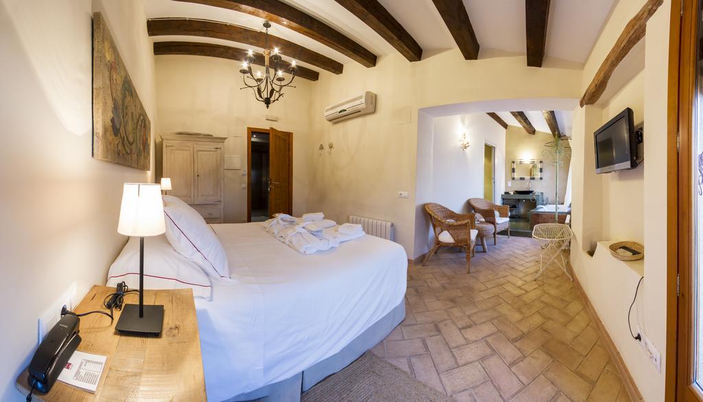 Hotel Rural Cal Torner Adults Only Эльс-Гиаметс Экстерьер фото